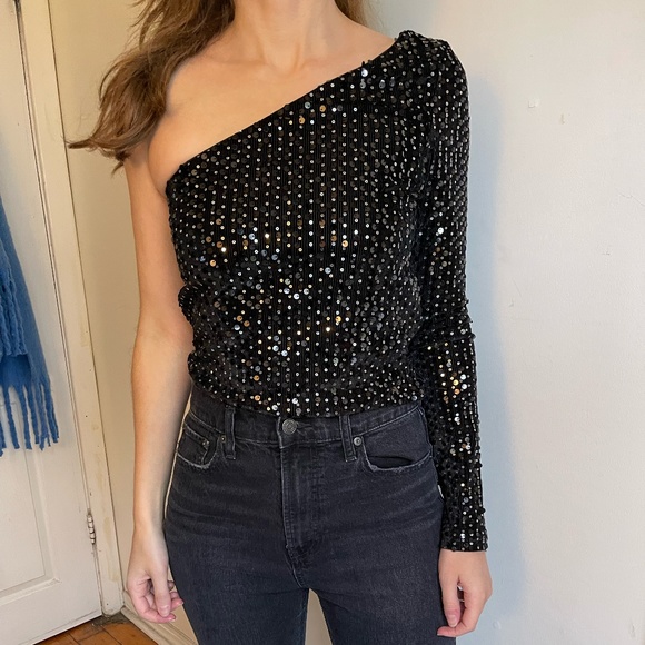 Mango one sleeve top with sequins - Picture 3 of 3